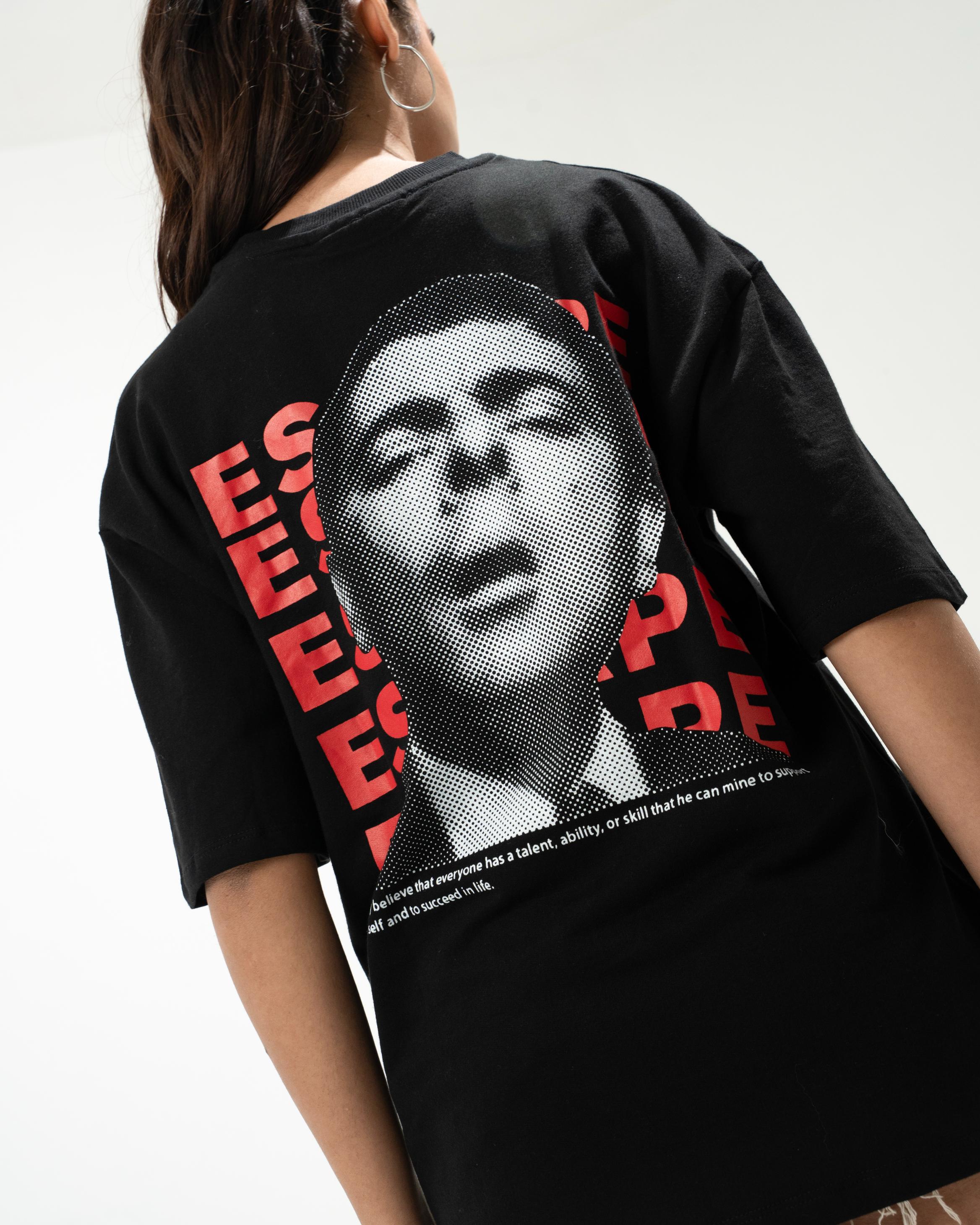 ESCAPE - Oversized Tee